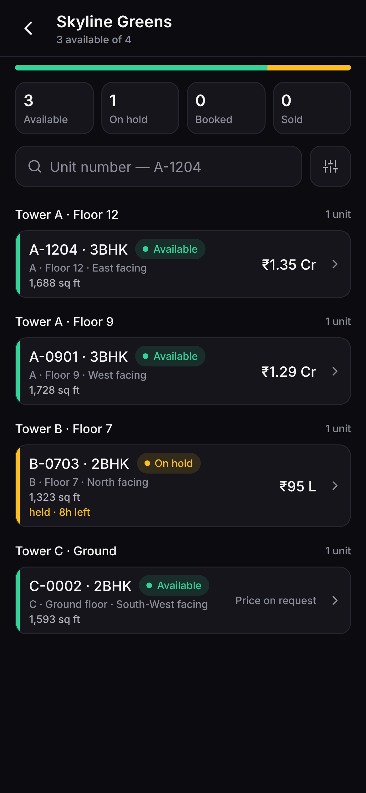 Saudaflow's unit list on Android, grouped by tower and floor, with availability counts, configuration, facing, carpet area, price, a held unit showing eight hours left, and one unit priced on request.